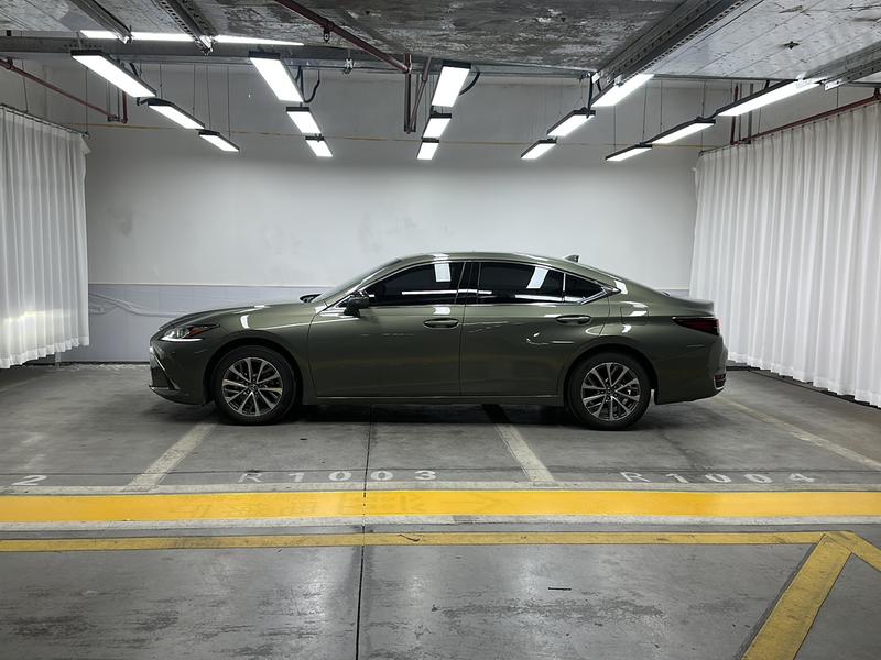 Lexus Lexus ES 2022