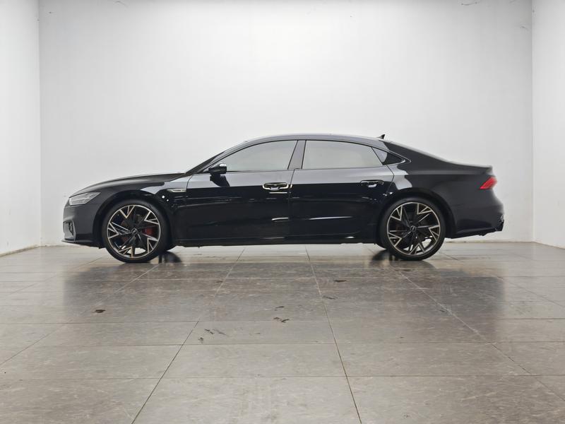 Audi Audi A7L 2024