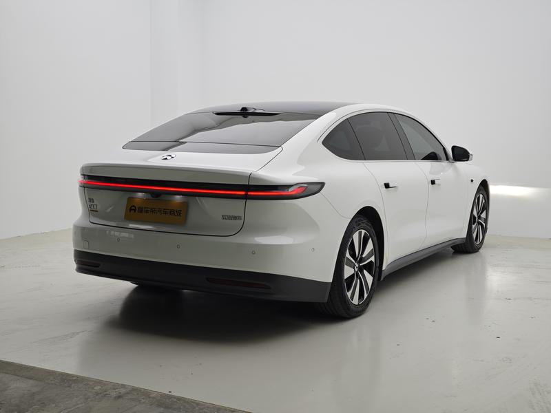 NIO NIO ET7 2021