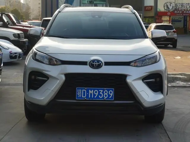 TOYOTA Wilanda Dual-engine 2.5L four-wheel drive luxury PLUS edition