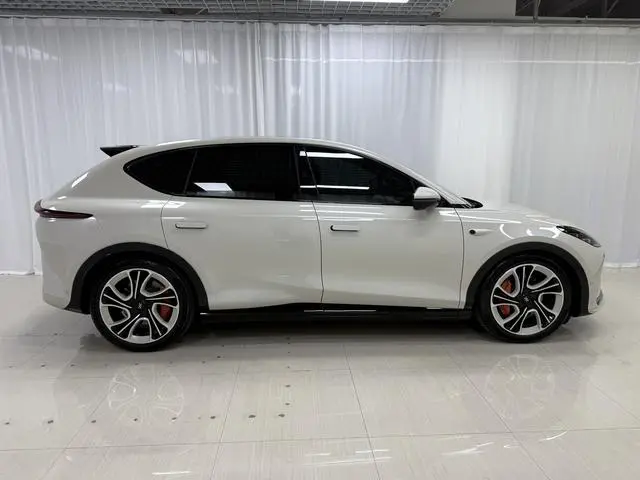 IM Zhiji LS7 Elite Rear Drive version