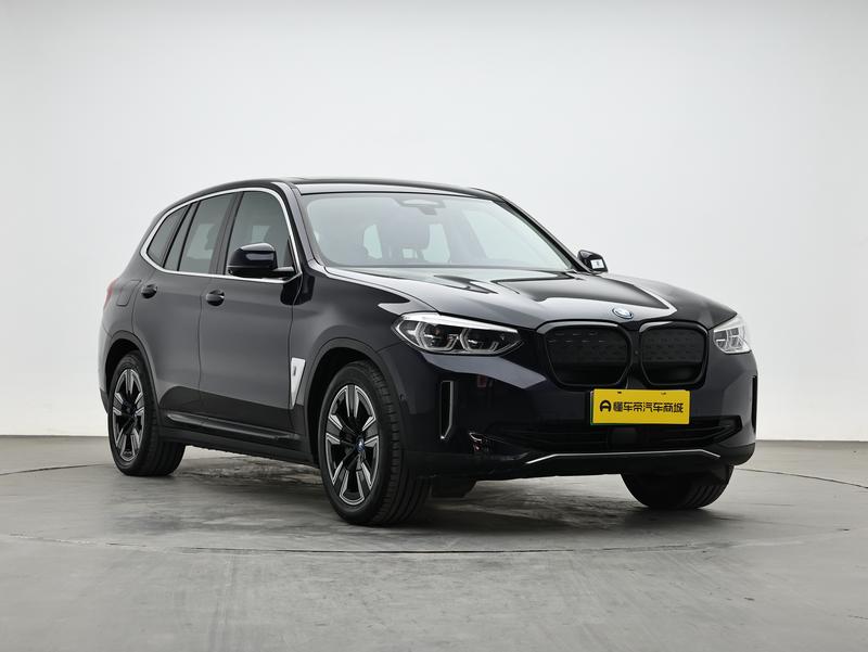 BMW BMW iX3 2021