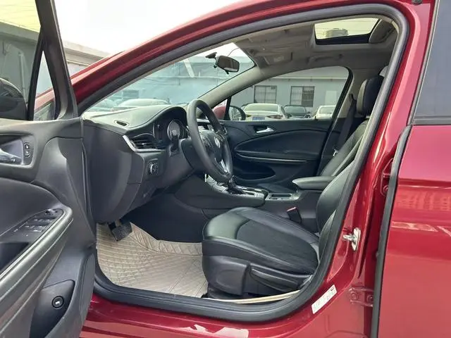 Buick Weilang Sedan 20T dual clutch leading type