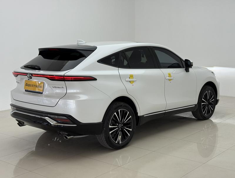 Toyota Venza  2023