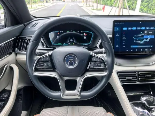 BYD Song PLUS DM DM-i 110KM two-wheel drive flagship PLUS
