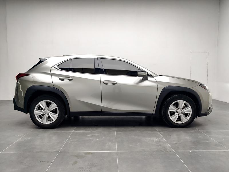 Lexus Lexus UX 2022
