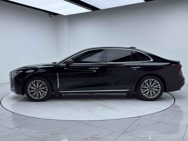 Hongqi Red Flag H5 2023