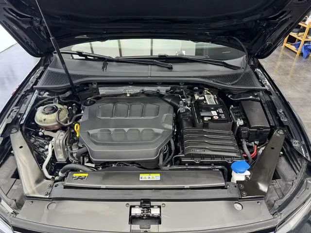 Volkswagen Magotan 2 million commemorative edition 330TSI DSG leading model