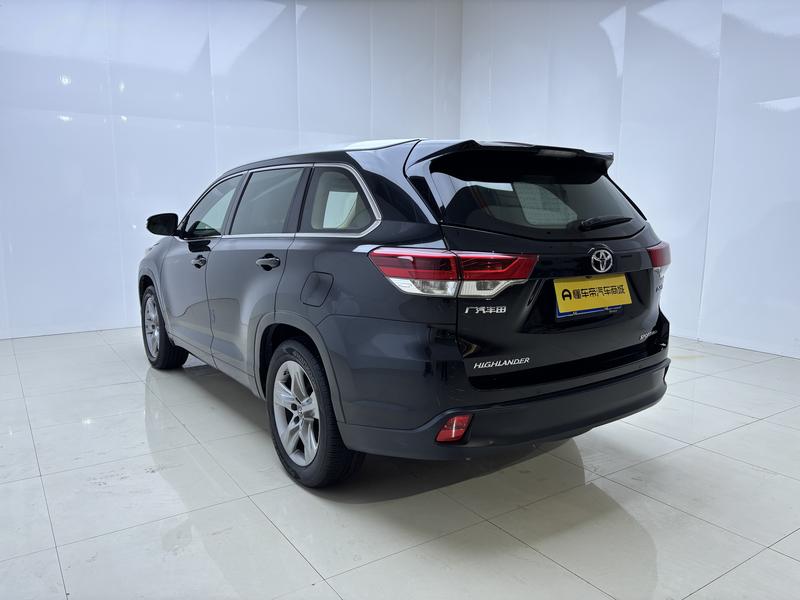 Toyota Highlander 2021