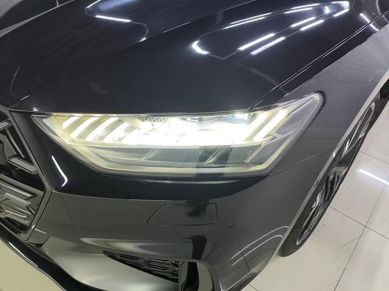 Audi Audi A7L 2024