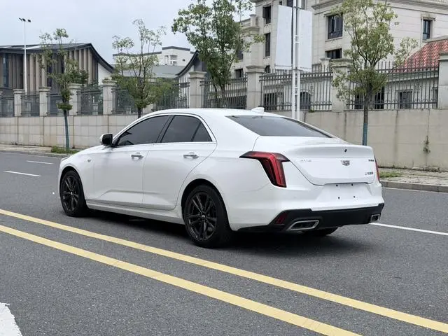 Cadillac Cadillac CT4 28T luxury