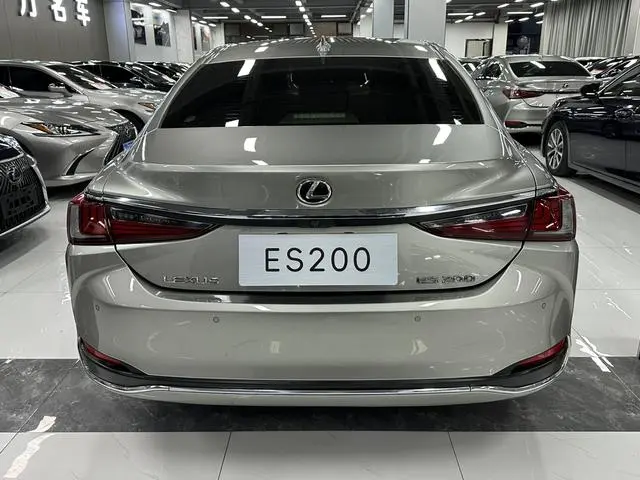 Lexus Lexus ES 200 Excellent Edition