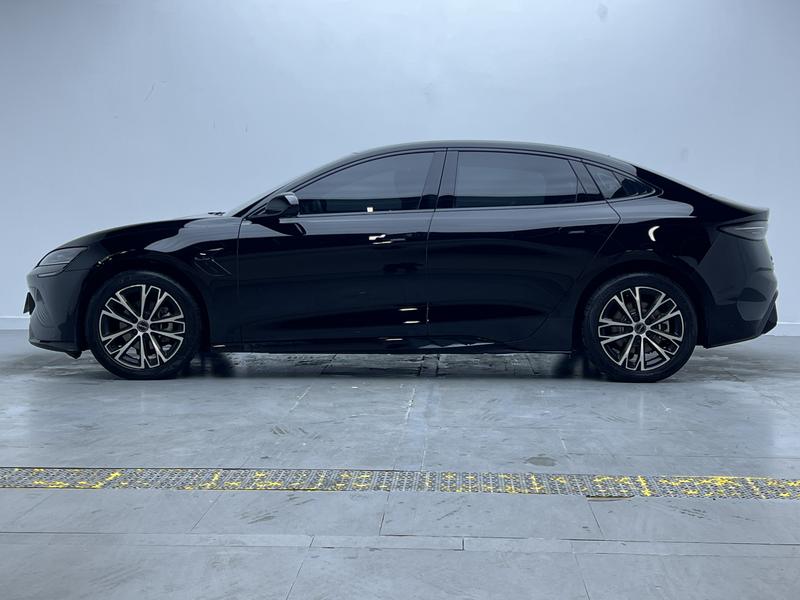 BYD seal 2025