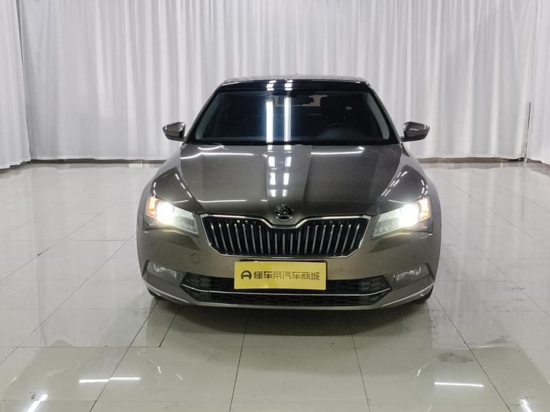 Skoda Superb 2016
