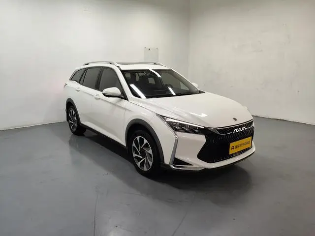 Dongfeng Fengshen Yi Hyun GS 230T automatic cooler version