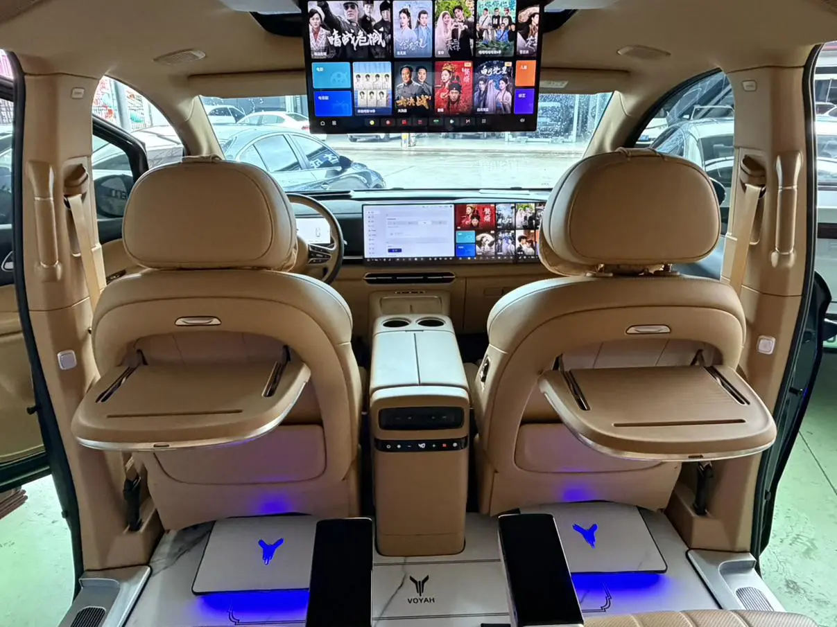 VOYAH Lantu Dreamer PHEV Four-wheel drive Premium Kunpeng Edition