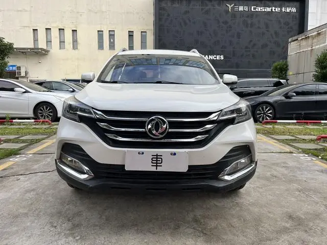 Dongfeng Fengshen Dongfeng Fengshen AX7 Classic 1.6T automatic elite type