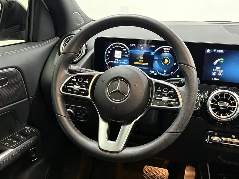 Mercedes-Benz Mercedes Benz GLA 2022