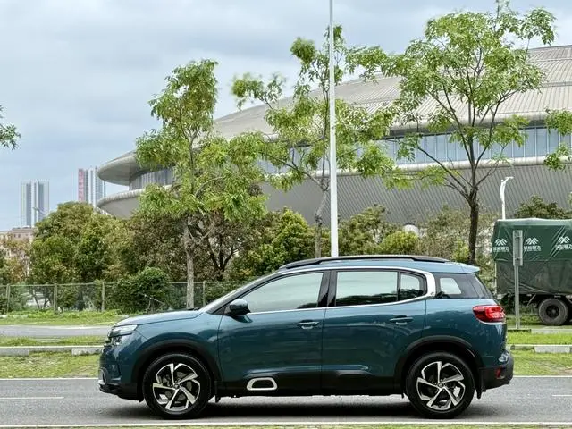 Citroen Tianyi C5 AIRCROSS 350THP fashion type