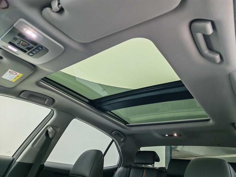 Toyota Camry 2023