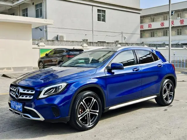 Mercedes-Benz Mercedes-Benz GLA GLA 200 fashion type