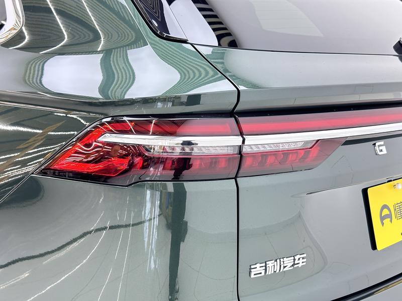 Geely Emgrand L 2025