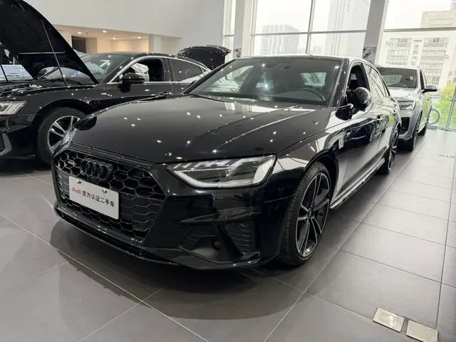 Audi Audi A4L 45 TFSI quattro premium dynamic type