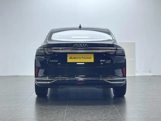 Dongfeng Fengshen Yi Hyun MAX 1.5T Super Cool Trendy Dad Version