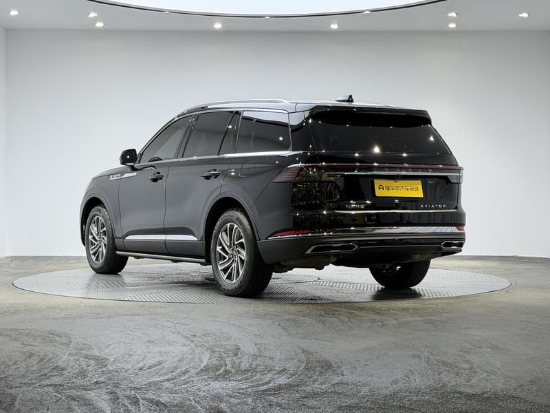 Lincoln aviator 2024
