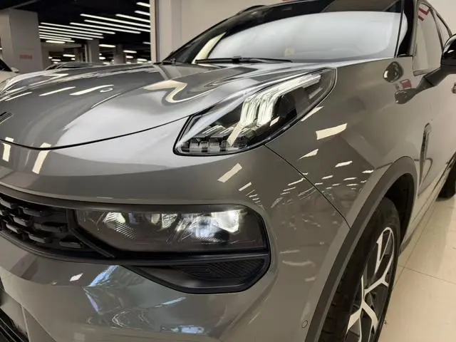 LYNK & CO Lynk 01 2.0TD four-wheel drive Halo
