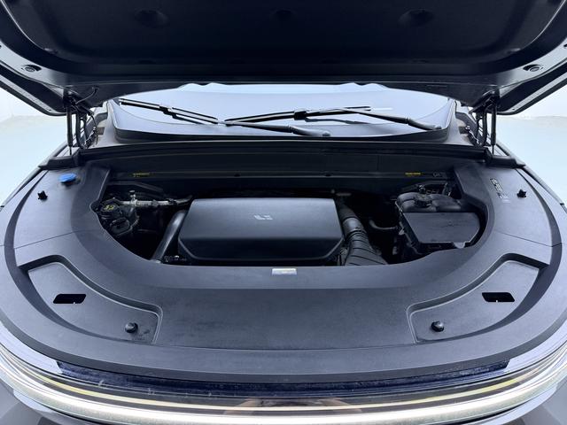 Li Auto Ideal L7 2023