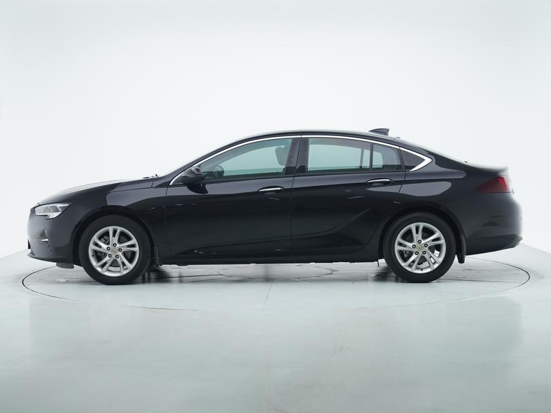 Buick Regal 2021