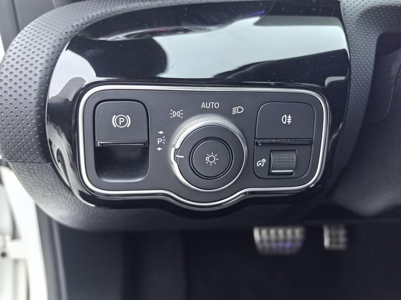 Mercedes-Benz Mercedes Benz CLA (imported) 2023