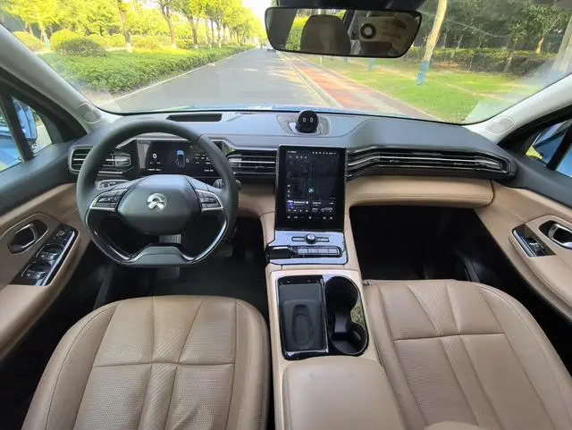 NIO NIO ES8 355KM benchmark version
