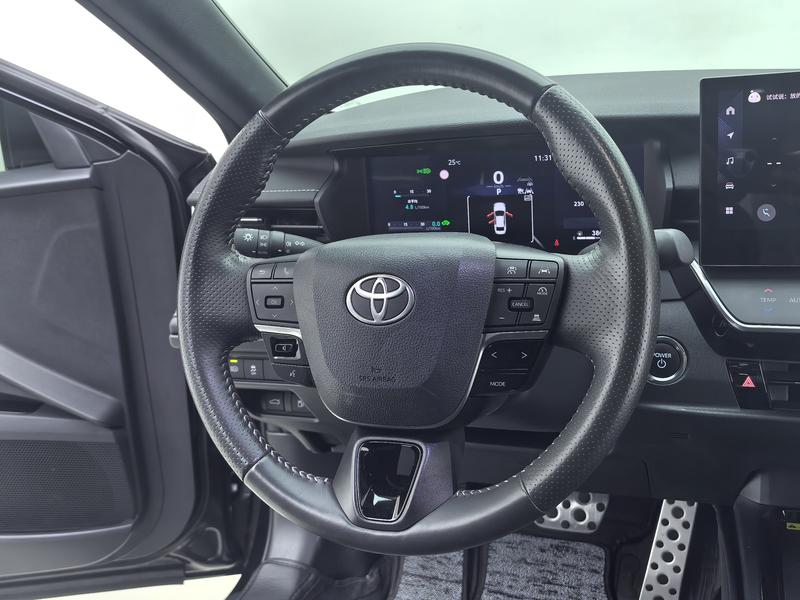 Toyota Camry 2024