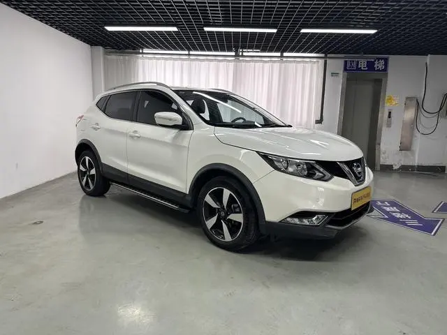 Nissan Qashqai 2.0L CVT Smart Enjoy Edition Country V
