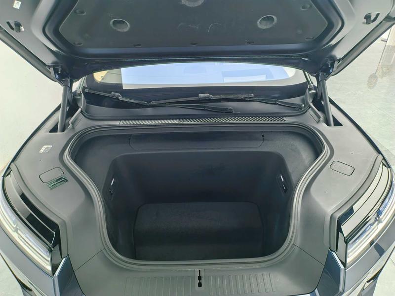 NIO NIO ES8 2026