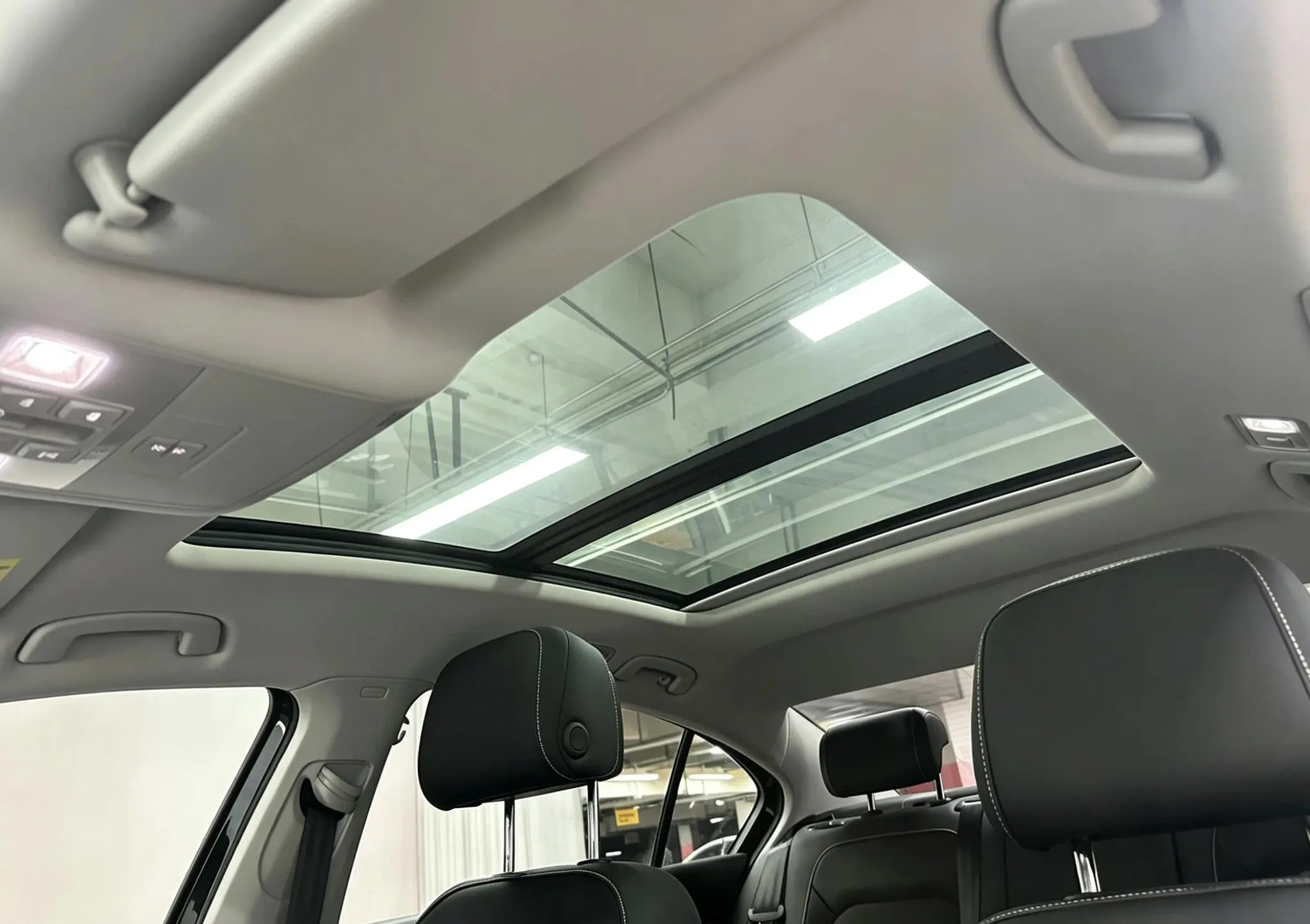 Volkswagen Magotan 330TSI DSG Luxury