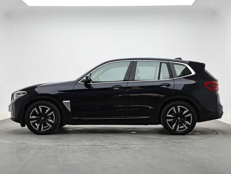 BMW BMW iX3 2021