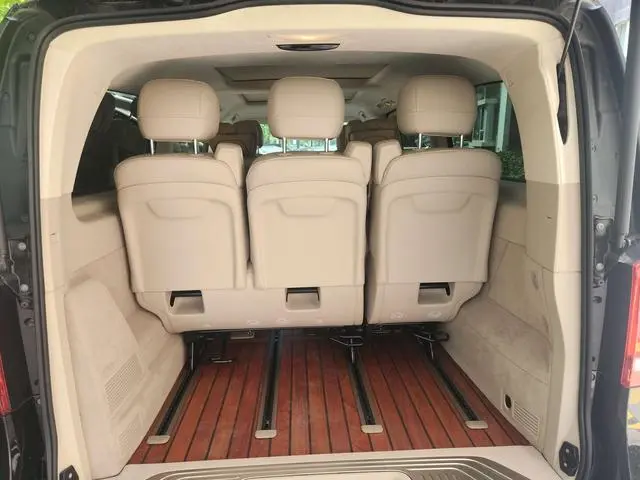Mercedes-Benz Mercedes-Benz V-class V 260 L Long wheelbase Deluxe Edition