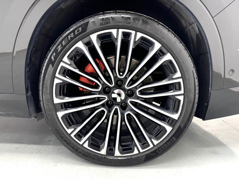 NIO NIO ES8 2026