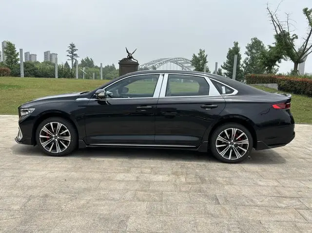Geely Xingrui 1.5T Dongfang Yao*Jinghong Edition