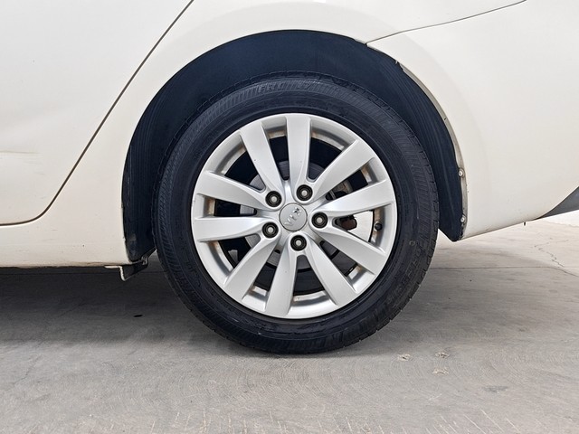 Kia Kia K3 2015