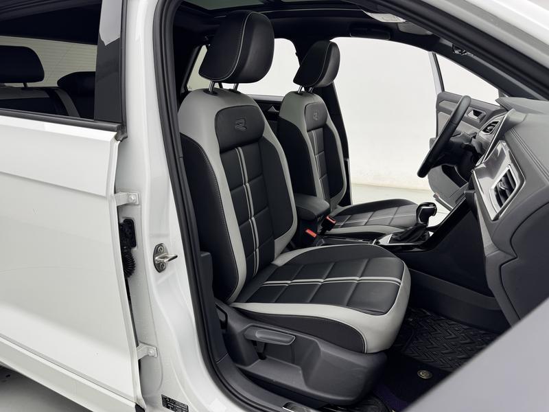 Volkswagen T-Roc 2024
