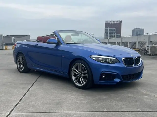 BMW BMW 2 Series (imported) 225i Convertible coupe M sports suit