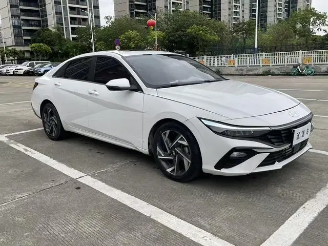 Hyundai Elantra 1.5L CVT GLX Elite Edition