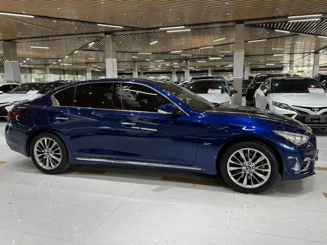 Infiniti Infiniti Q50L 2.0T Premium Version Country V
