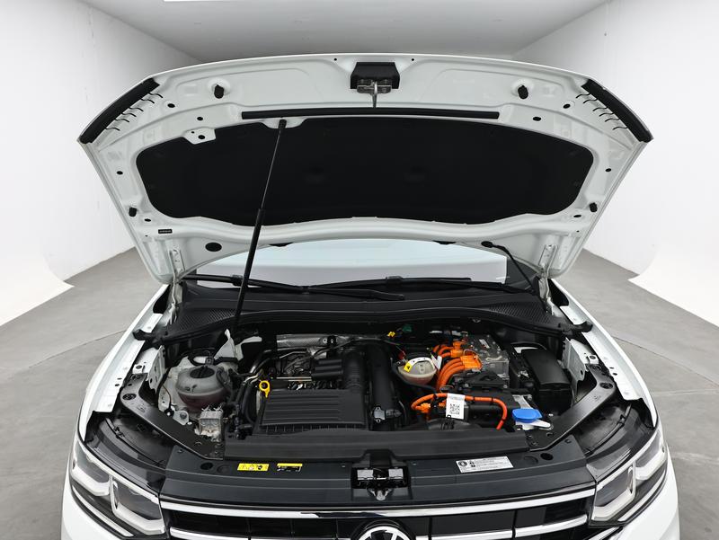 Volkswagen Tiguan L PHEV 2023