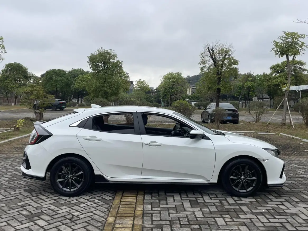 Honda Civic HATCHBACK 220TURBO CVT cutting-edge control