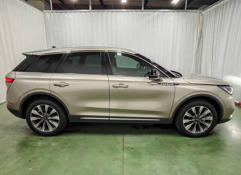Lincoln adventurer 2022